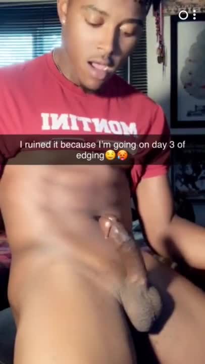 Collage Boy Porn - Cute black college guy cums for snap - Videos - Str8ongay.com